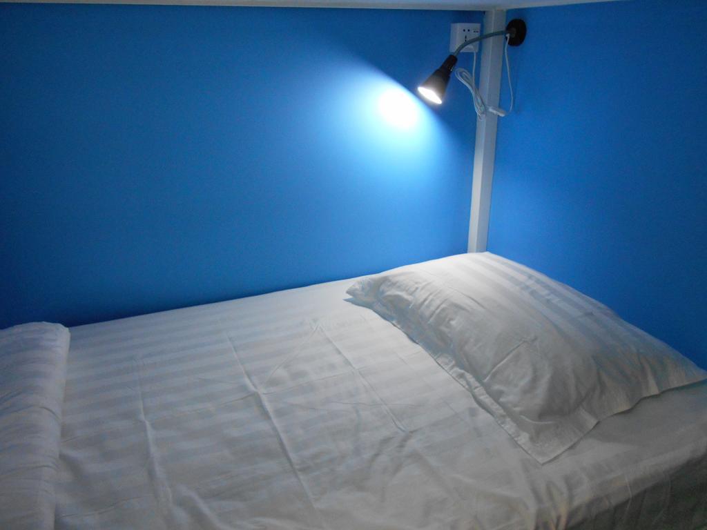 Four Rivers Youth Hostel Yangon Phòng bức ảnh