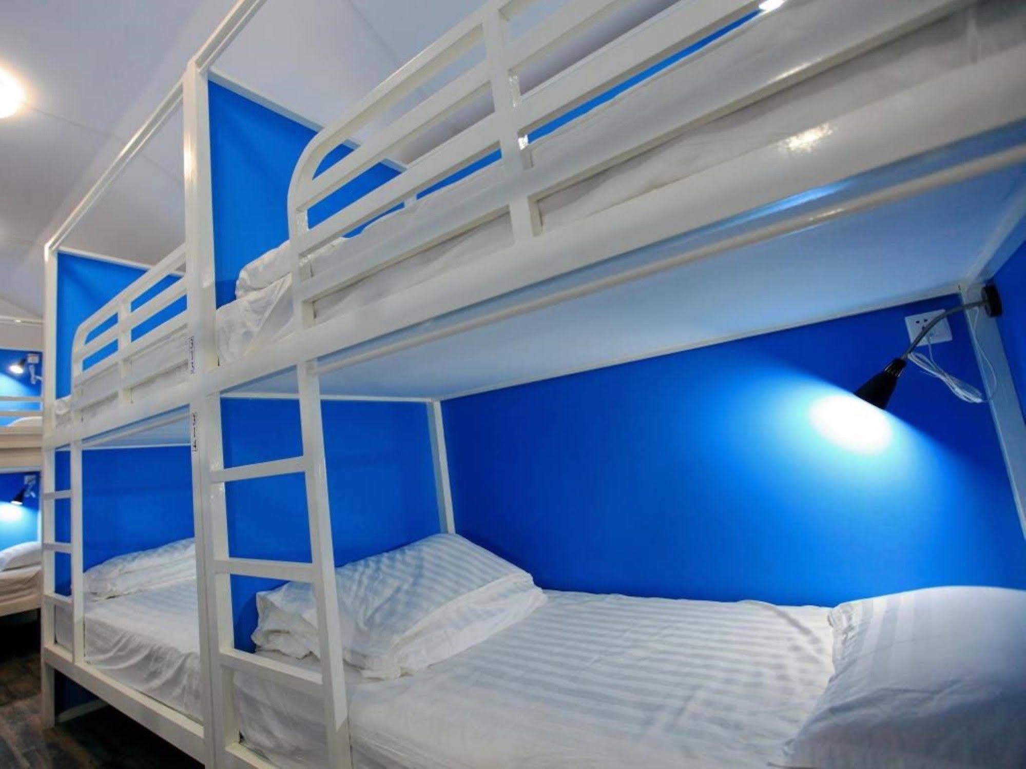 Four Rivers Youth Hostel Yangon Ngoại thất bức ảnh