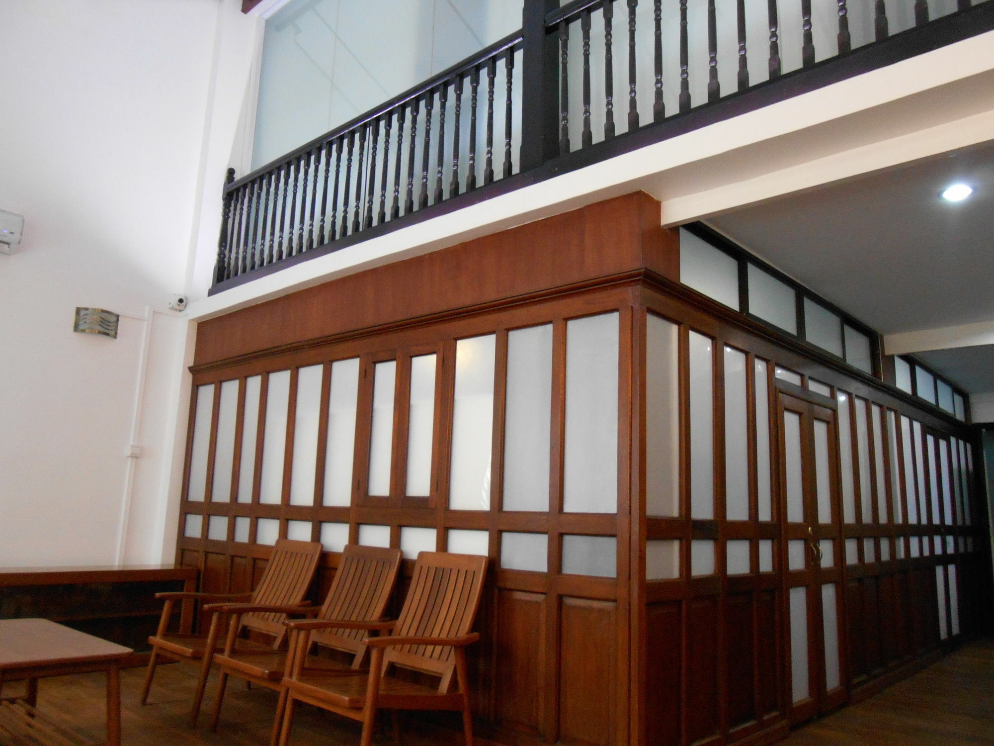 Four Rivers Youth Hostel Yangon Ngoại thất bức ảnh